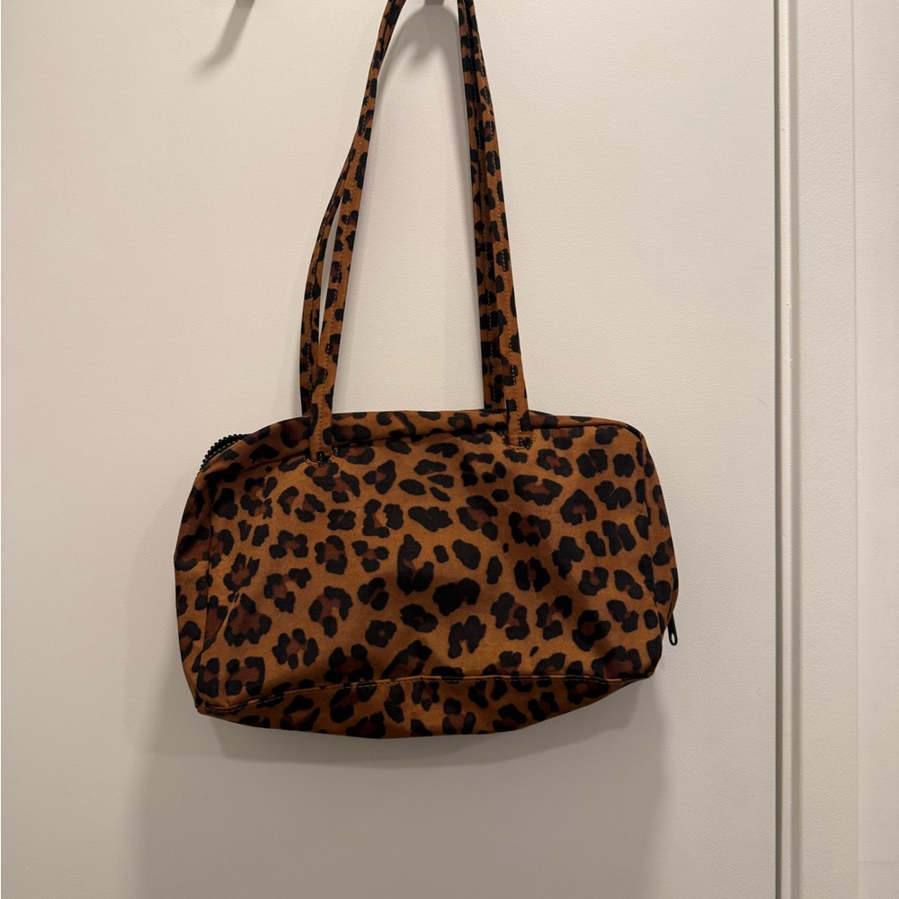 BAGGU Brown and Black Leopard Shoulder Bag